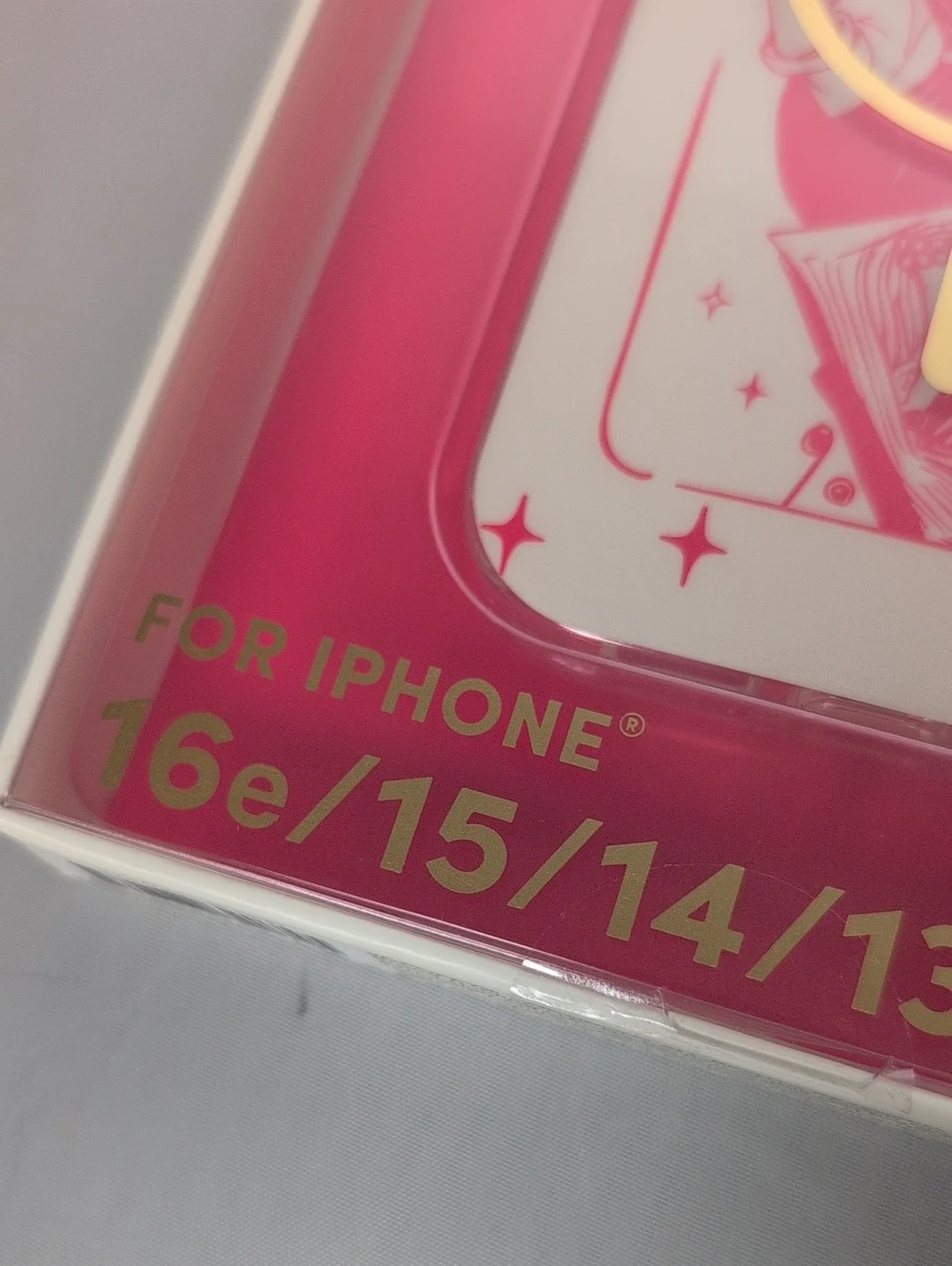 XO Poppy Queen of Hearts iPhone 16e/15/14/13 Phone Case